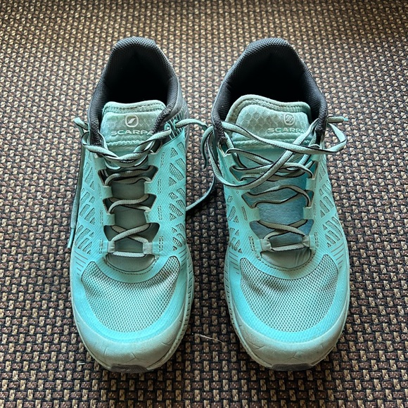 Scarps women’s hiking shoes - Picture 5 of 6